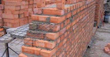 Какую толщину стены из кирпича или блоков выбрать Кирпичная стена 250